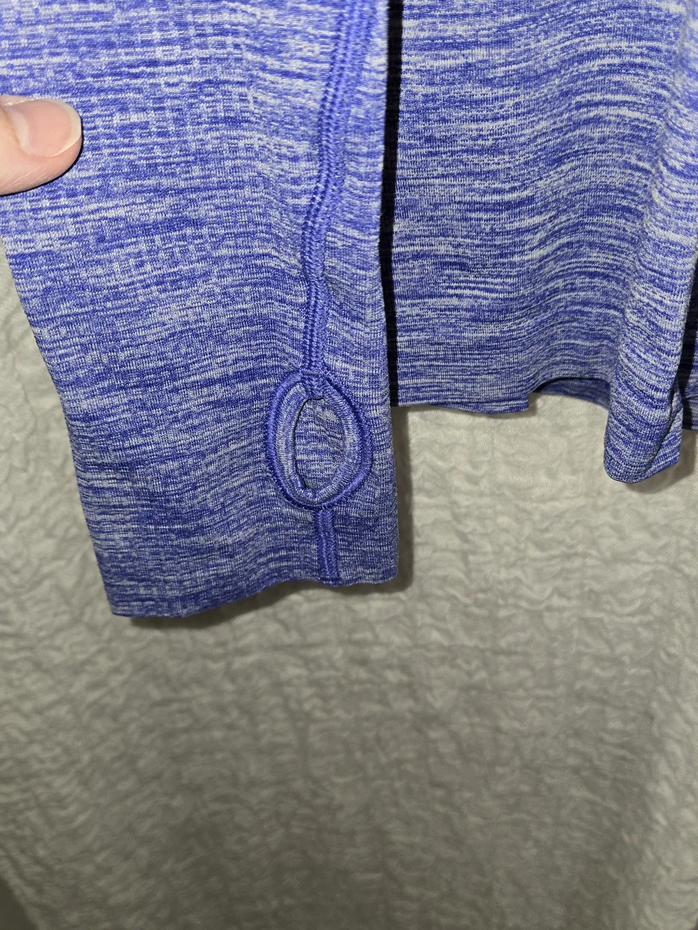 Lululemon Size Large Heathered Purple Long‎ Sleeve Athletic Top